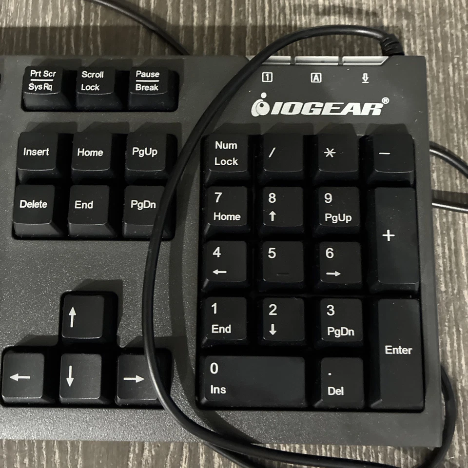 IOGEAR Spill-Resistant Keyboard, Black GKM513 - Image 3 of 4