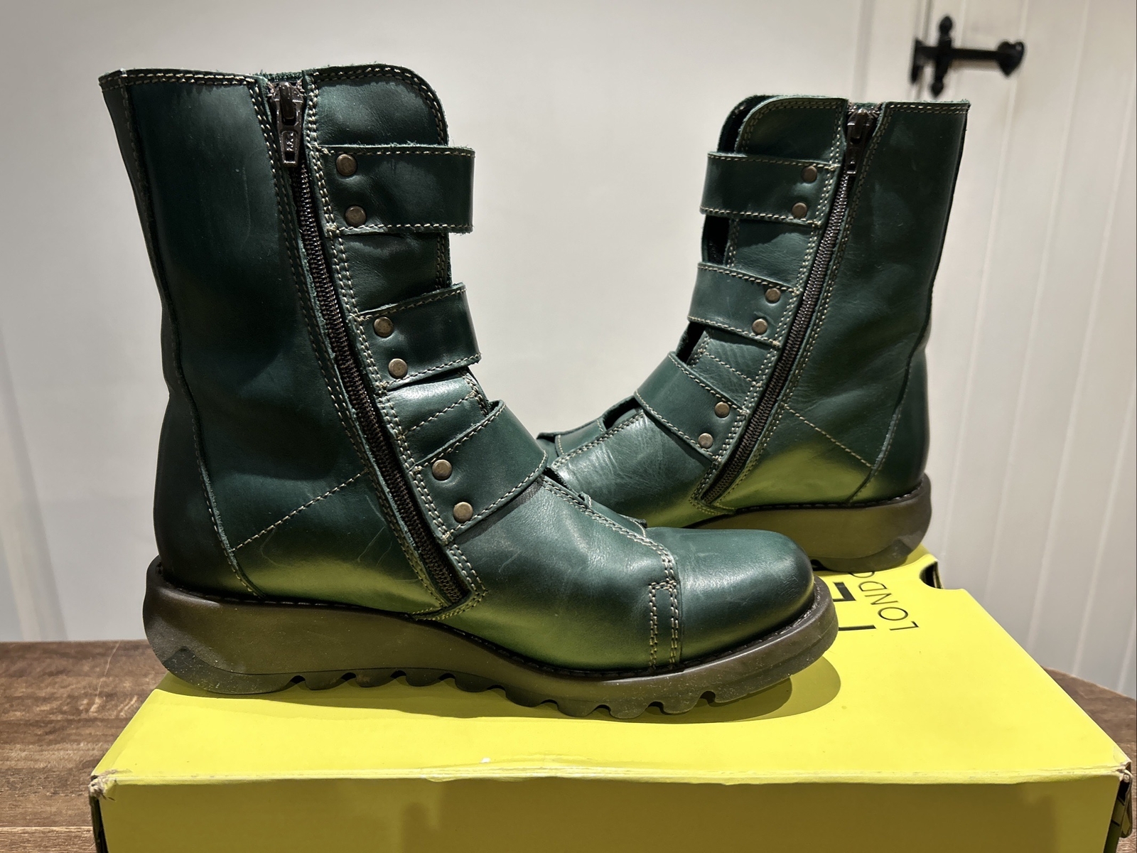 fly london scop boots