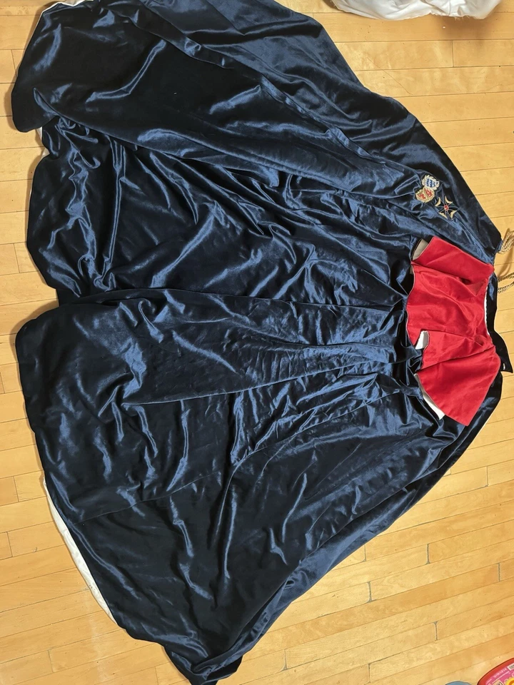 Men’s Beautiful King Charles Coronation Coat And Cape Size Extra large - Image 3 of 4