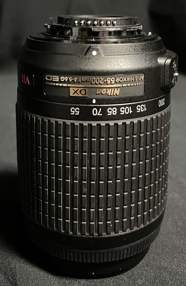 極美品 Nikon AF-S 55-200mm 4-5.6G VR #M052 Amazon.com : Nikon 55-200mm f/4-5.6G ED-IF AF-S DX VR