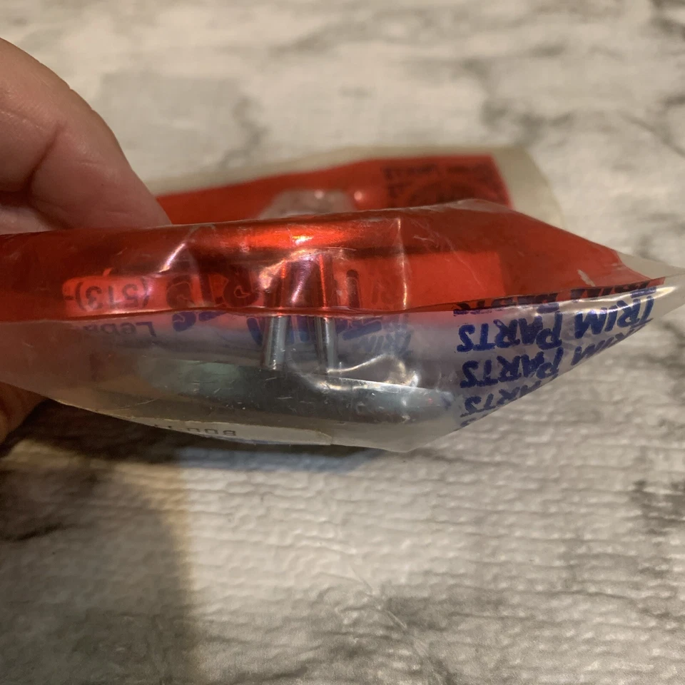 Emblema de guardabarros SS cromado negro para Chevrolet El Camino y Chevelle 1969-1972 Foto 4 de 4