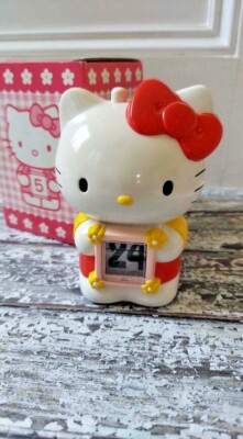 Sanrio Hello Kitty 1998 Day Calendar with Original Box - Roll-o-Date-  Desktop | eBay