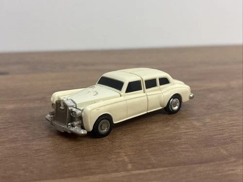 VINTAGE BANDAI 1985 GOBOTS TUX ROLLS ROYCE LIMO MR-46 ROBOT TRANSFORMER