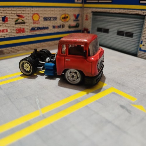 1/64 Jeep FC Hotwheels Super Custom - Picture 5 of 8