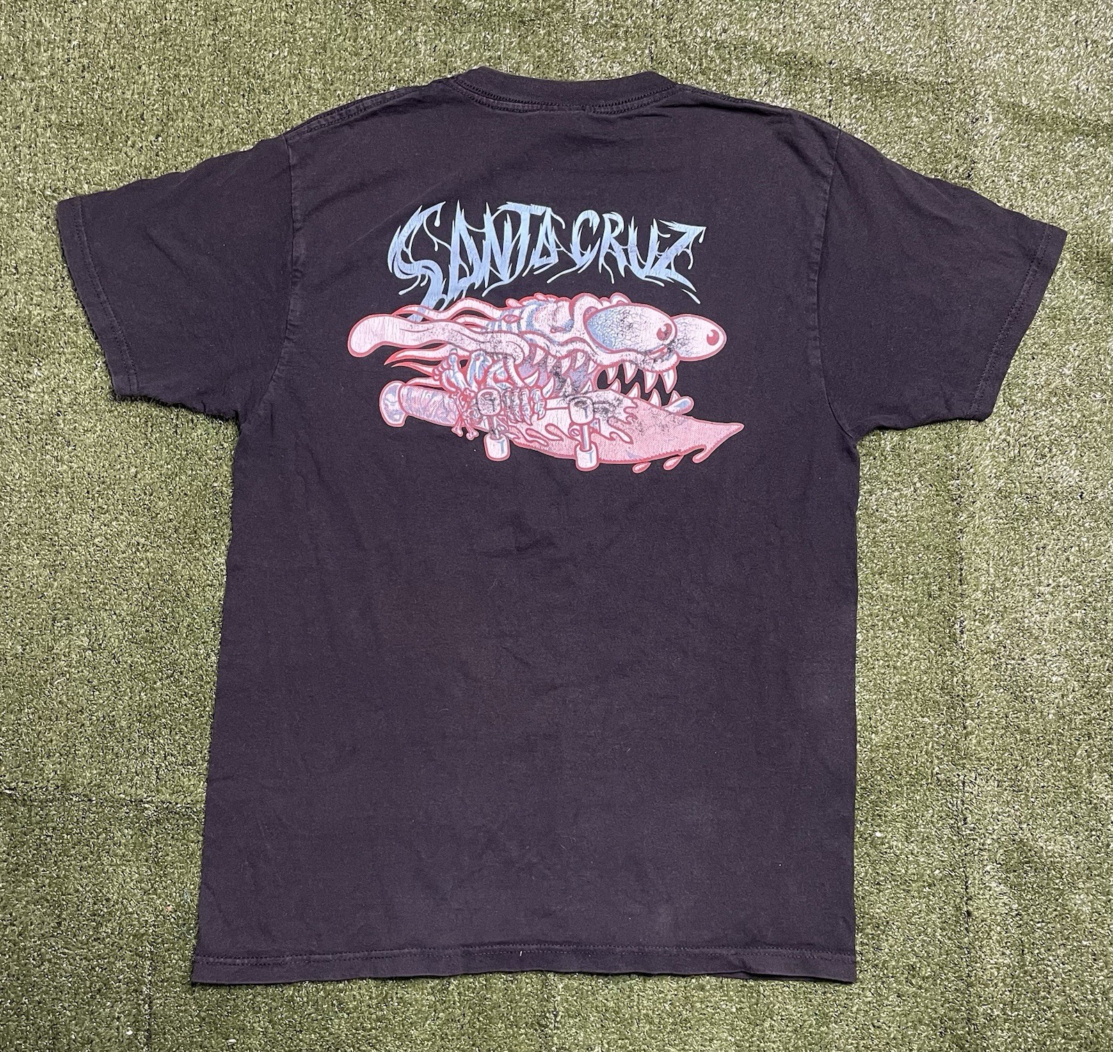 Y2K Santa Cruz Logan Graphic Print Logo Men's T-Shirt Black Short Sleeve Size M