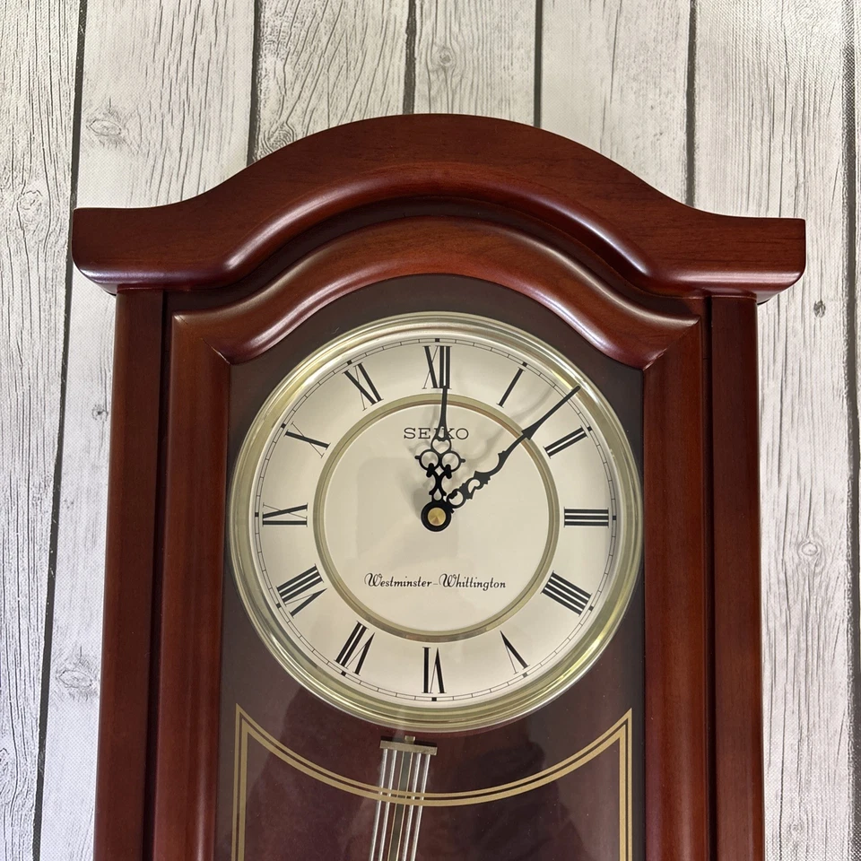 Reloj de pared Seiko casi nuevo acabado caoba péndulo campana cereza QXH118BLH. Foto 2 de 4