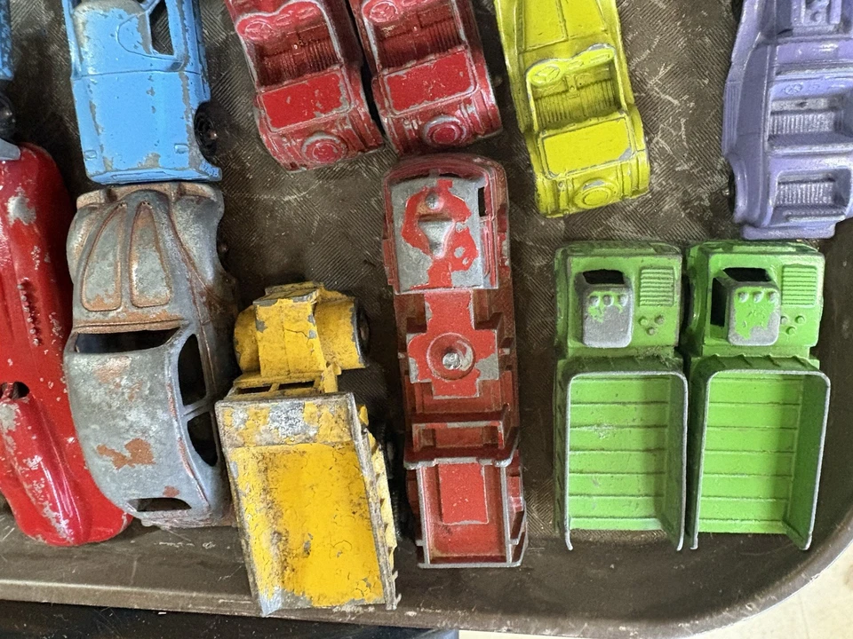 Gran lote de 35 coches TootsieToy Foto 2 de 4