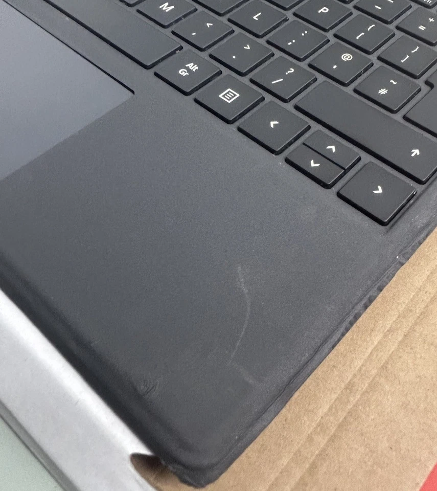 Microsoft  Surface Pro 4 5 6 7 7+ 7Plus Type Cover 1725  Backlit Keyboard (B51 - Image 4 of 4