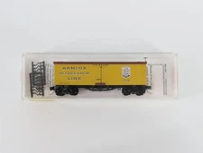 N Scale Micro-Trains MTL 58030 Armour Refrigerator Line 36' Wood Reefer #7306