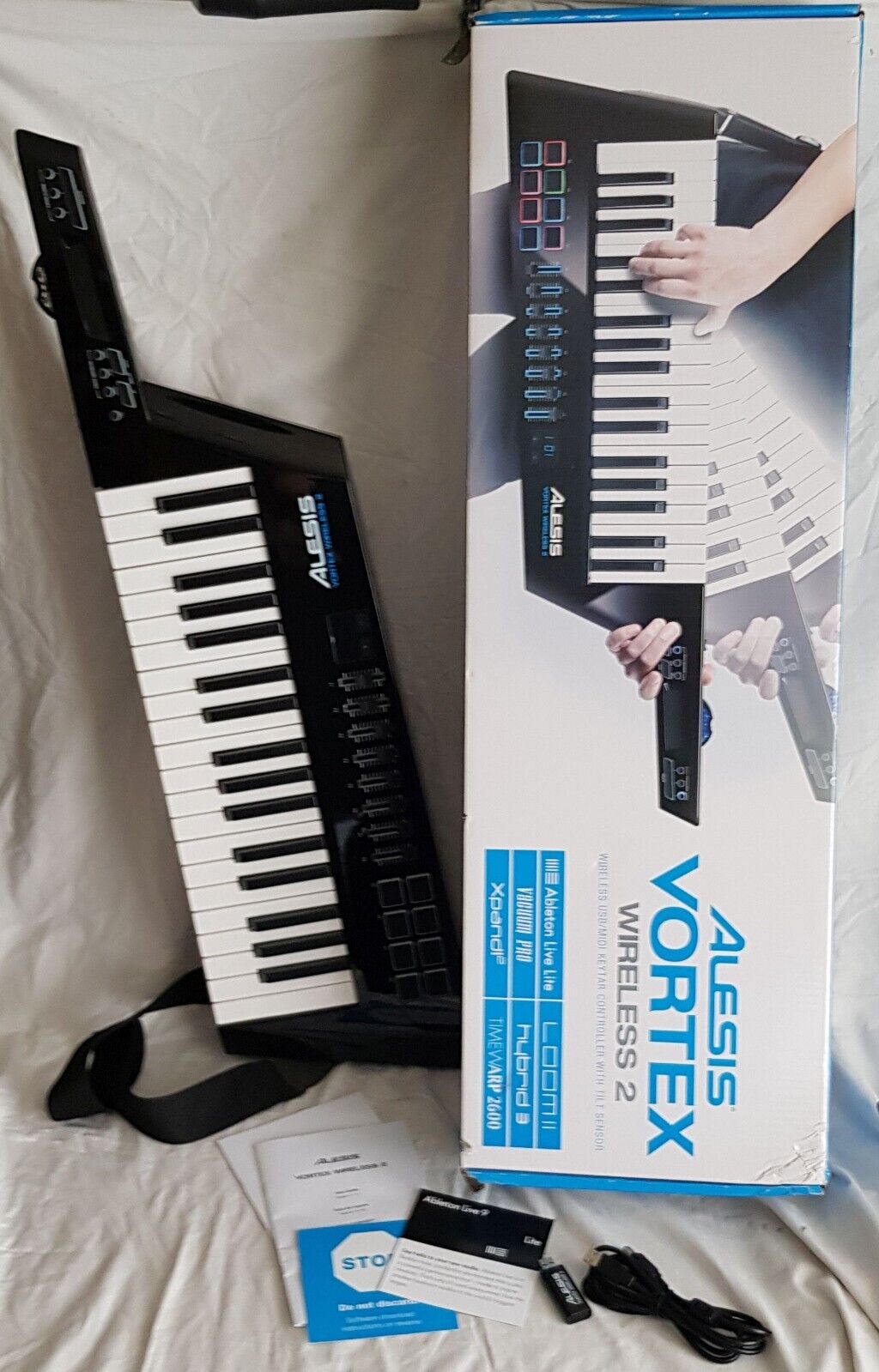 ショルダーキーボード Alesis Vortex Wireless 2 - 鍵盤楽器