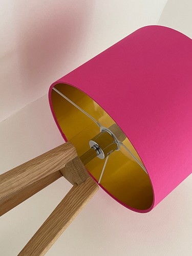 Pantalla de lámpara rosa cereza algodón cepillado oro tambor tono claro - Imagen 9 de 11