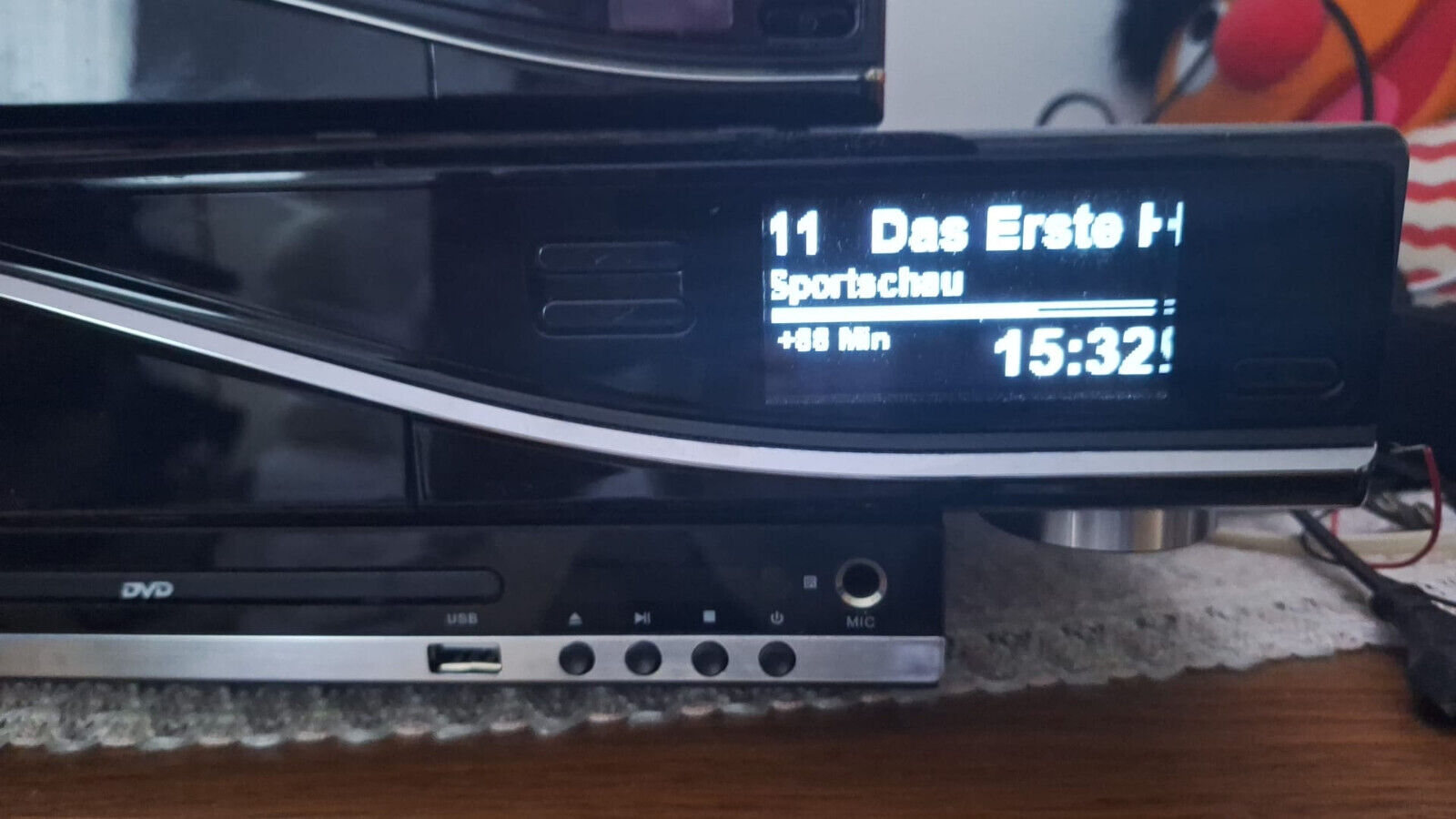 Bild 2 von 12