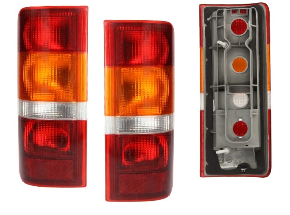 Feu arriere gauche droit rouge Ford Transit pour remplacer optique casse controle technique