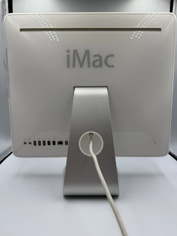 2007 Apple iMac 17" Model A1195 1.83GHZ/1GB/160GB/COMBO/AP - Powers On Untested - Image 3 of 4