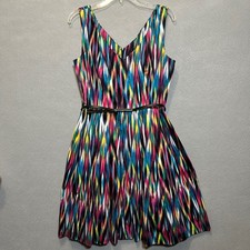 Ellen Tracy Dress Women's 12 V-Neck Sleeveless Colorful Cocktail Party Festive