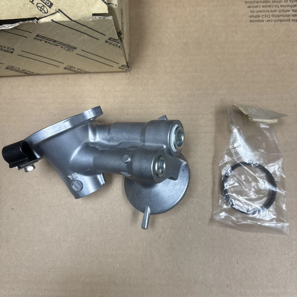 Toyota Supra Lexus JZA80 2JZ-GE/ GTE 3.0L Oil Filter Housing 15670-46070 - Image 2 of 3