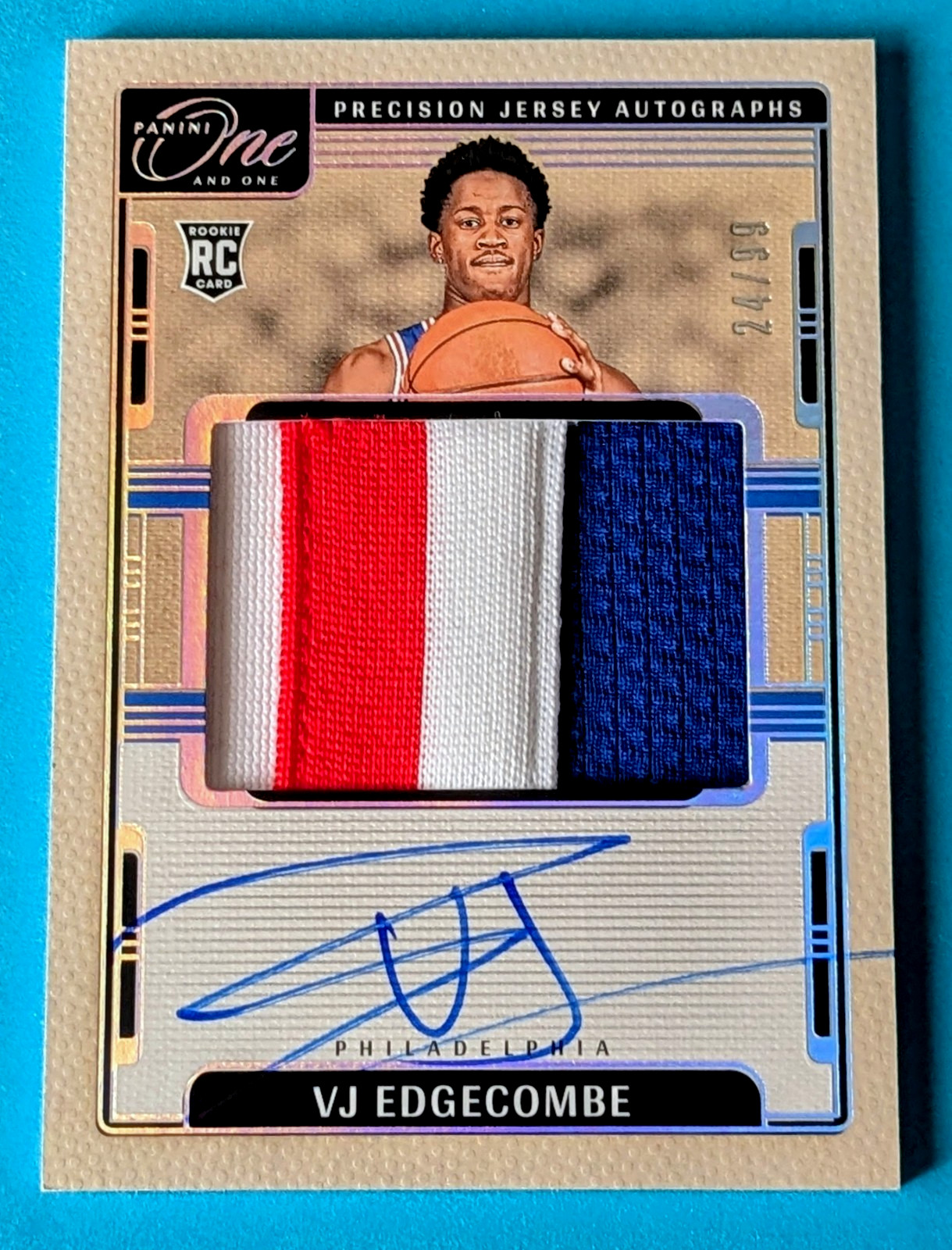 VJ EDGECOMBE 2025-26 PANINI NOIR 3 CLR JUMBO PATCH RPA ROOKIE ON CARD AUTO #/99
