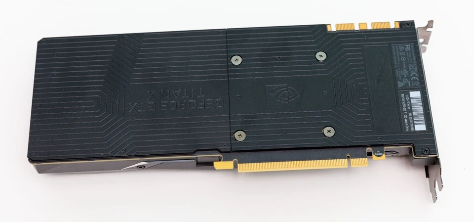 Nvidia Titan Xp 12GB DDR5X 384-Bit Bus HDMI DP 900-1G611-2530-000 Graphics Card - Image 4 of 4