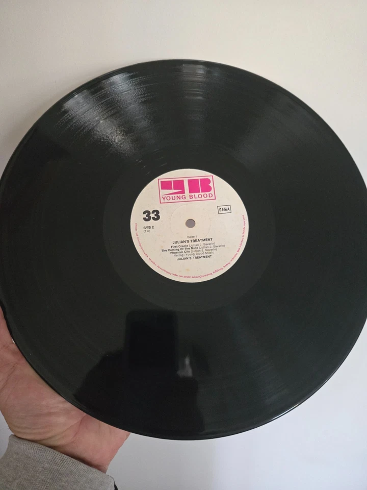 RARE PSYCH PROG ROCK 2 LP JULIAN'S TREATMENT OG GERMAN YOUNG BLOOD VGTOVG+ - Image 4 of 4
