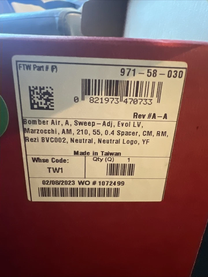 Amortiguador trasero Marzocchi Bomber Air Adj, Evil LV, Rezi, métrico, 210x55 mm, negro Foto 3 de 4