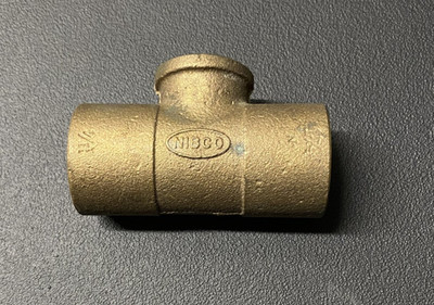 Nibco 1-1/4''C x 1-1/4''C x 3/4'' FIP Cast Brass Tee