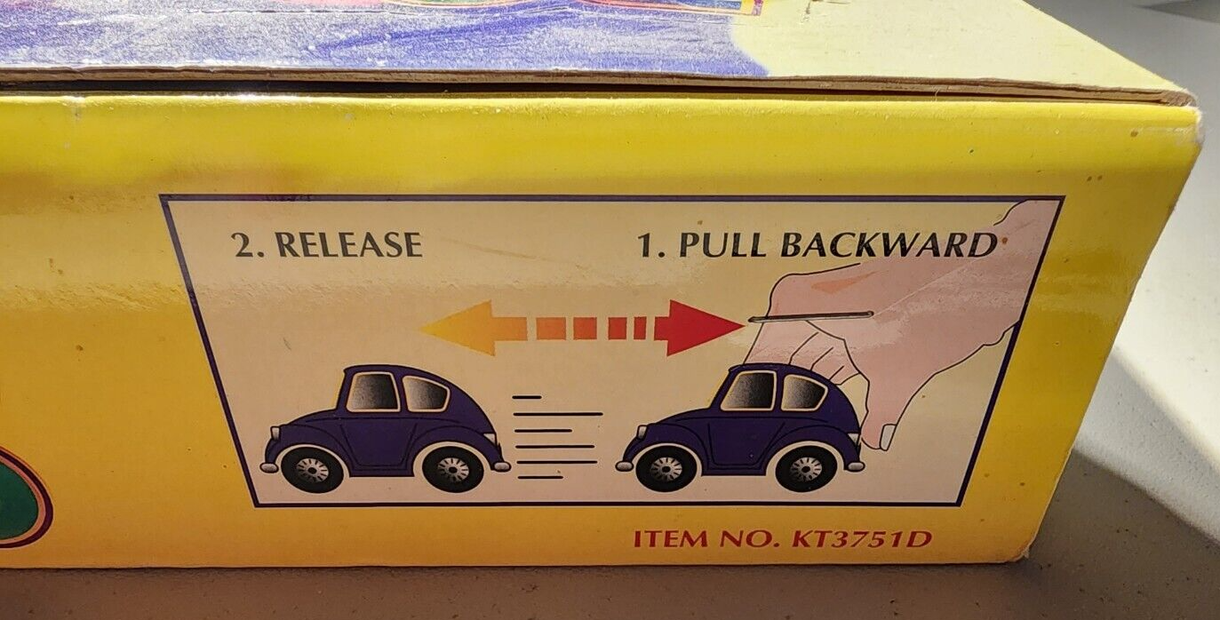 Kintoy Volkswagen VW Beetle Love Bug Car w/Motorized Pull Back & Go