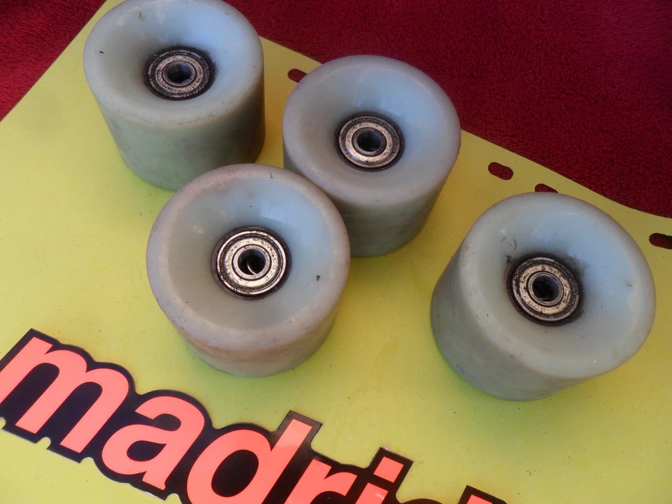 Mint Green Cruiser/ skateboard wheels 59MM/80A plus bearings  on a FREEPOST - Image 2 of 4