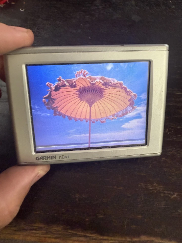 Garmin Nuvi 360 GPS Bundle With USB Charger And Case Car Navigation Device hj27 - Image 3 of 4