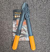 Fiskars PowerGear Bypass Loppers L31 PTFE Steel Blade 112170 Black/Orange