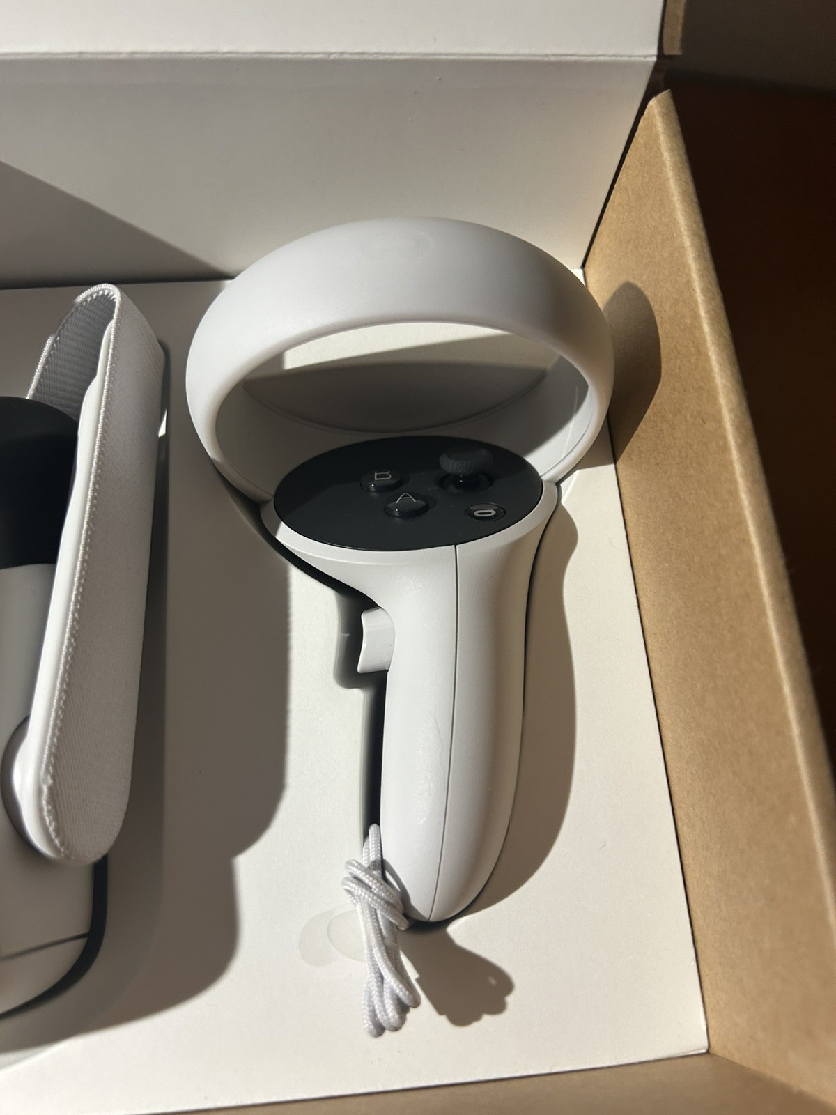 Meta Quest 2 Advanced All in One Virtual Reality Headset 256GB Controllers Case