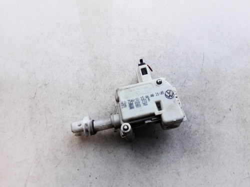 3b0810773b Stellmotor Microschalter, Heckklappe Heckklappenschlos DE767928-37