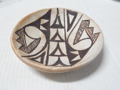 VINTAGE ACOMA PUEBLO INDIAN POTTERY 4 1/2" PLATE - CORREGATED+NICE
