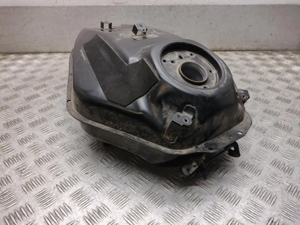 Yamaha MT-07 2015 tanque de combustible ABS Foto 4 de 4