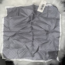RYAN SEACREST Silver Grey Geometric 100 Silk Pocket Square Handkerchief NEW