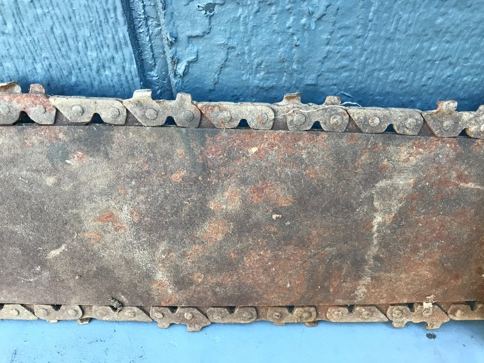 Mall 2 man chainsaw bar & helper handle With Chain collectible logging