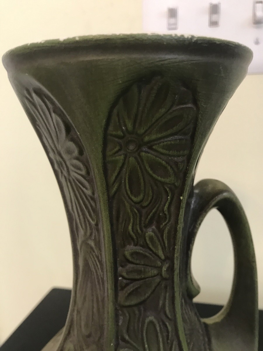 McCoy USA 619 Pottery Handle Vase Daisy Flower Embossed Olive