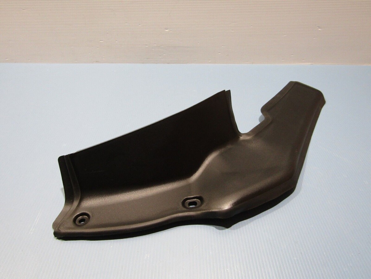 メル14588 16 On Mercedes GLC C253 Rear Right D-Pillar Trim Genuine