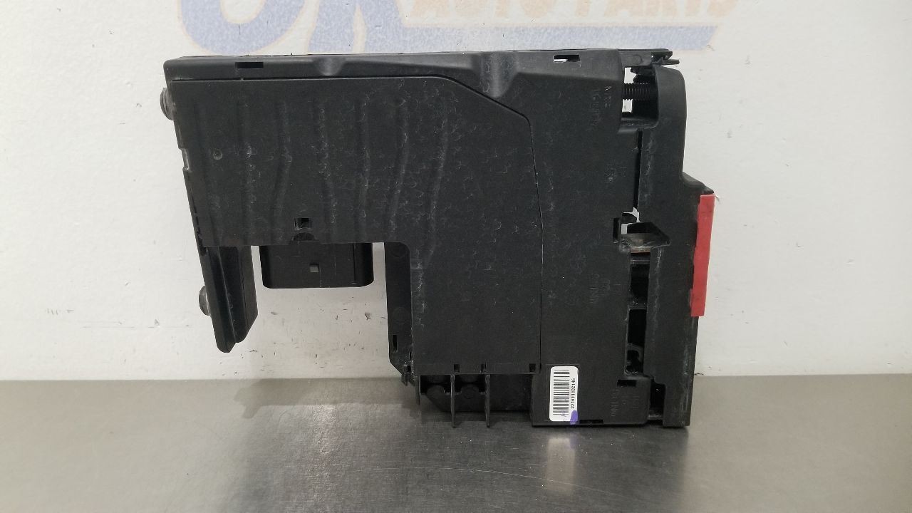 Mercedes-Benz SLS AMG Fuse box