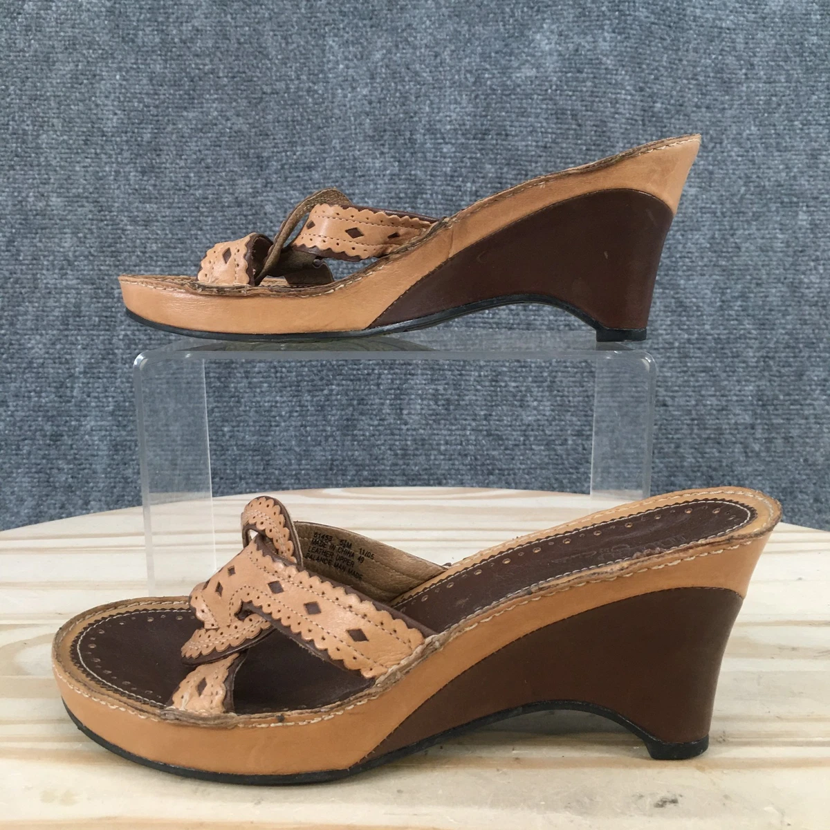 Clarks High (3-3.9 in) Heel Height Slide Sandals for Women  display picture 1