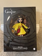 Monster High Skullector Coraline Doll 2026 Mattel NEW IN BOX Yellow Rain Coat