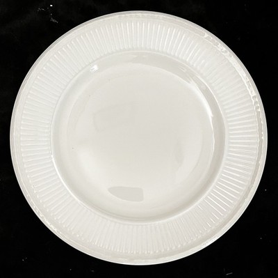 ONE 8-1/8'' Salad Plate -  EDME (Plain Ivory) Wedgwood of Etruria & Barlaston