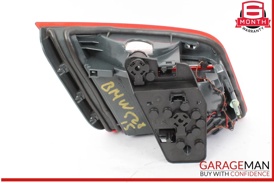 11-16 BMW 528i 535i 550i F10 Lado trasero derecho LED Luz trasera interior Lámpara OEM Foto 4 de 4
