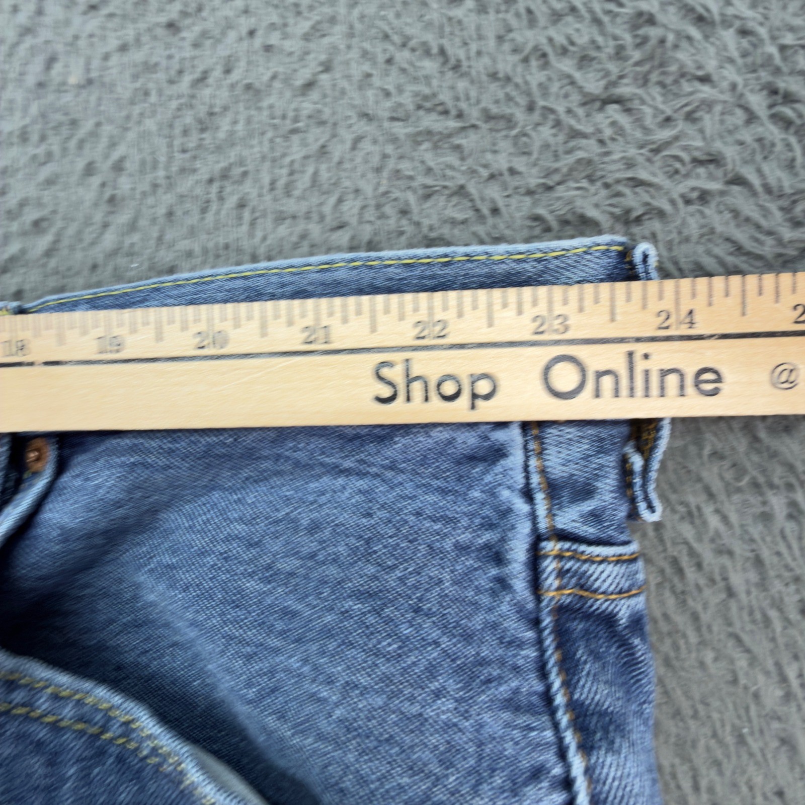 Levis 550 Relaxed Fit Mens Jeans 48x29 Medium Wash Blue Denim Big and Tall thumbnail 9