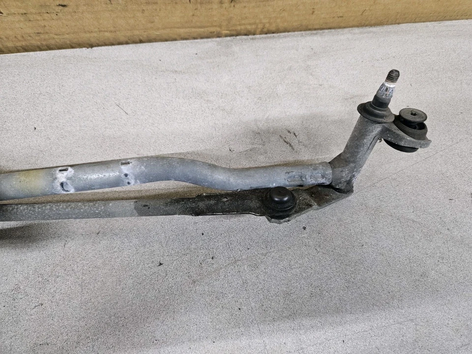 VOLKSWAGEN PASSAT 2012-2015 OEM LIMPIAPARABRISAS TRANSMISIÓN ACOPLAMIENTO 561955023b Foto 3 de 3