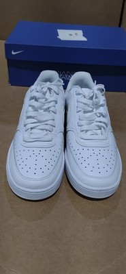 Nike Gamma Force Women s 10 / Men s 8.5 Triple White Sneakers