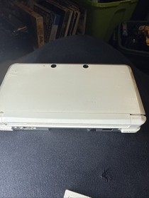 Nintendo 3DS Console - Pure White - Japanese - US Seller- No Charger- Damaged