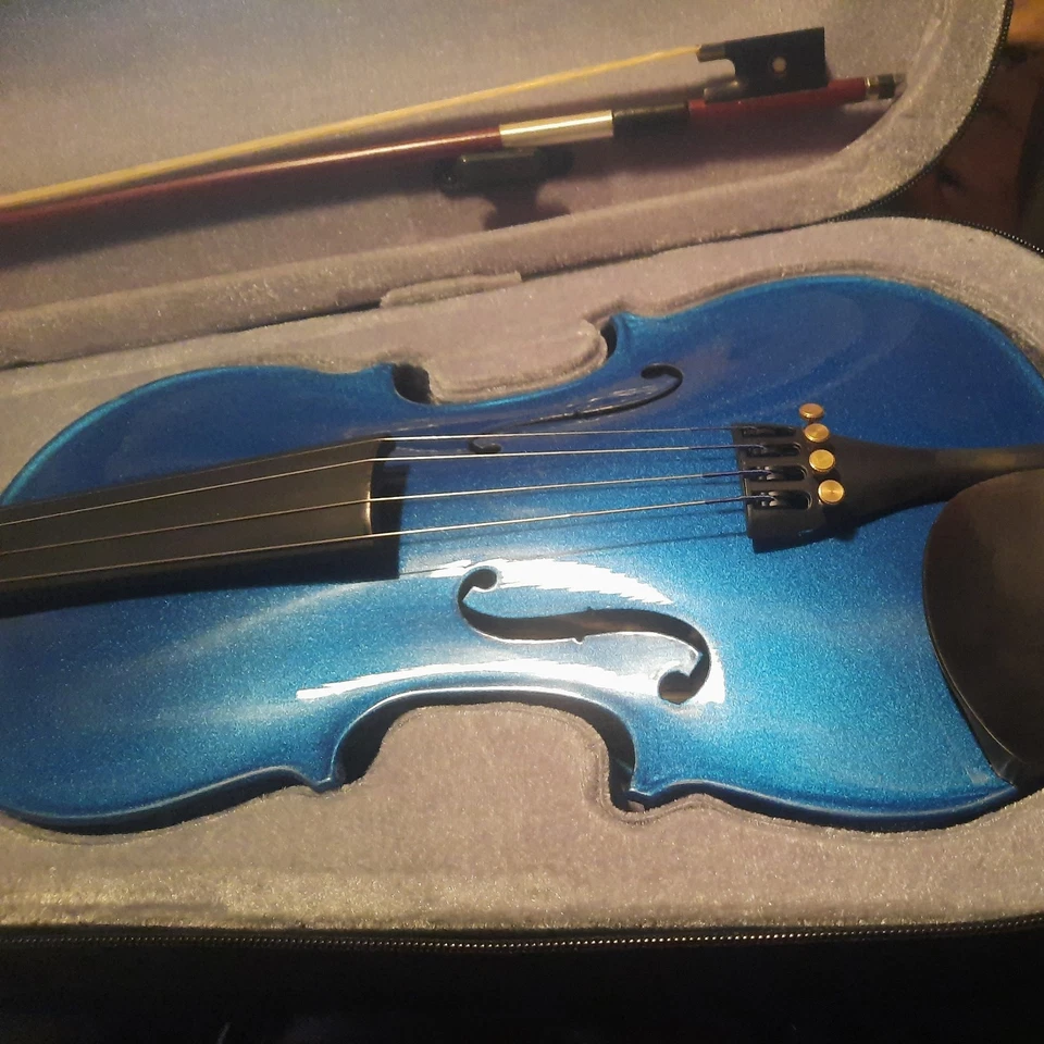 Cremona SV-75BU Premier Novice Series Sparkling Blue Violin Outfit 4/4 Outfit - Image 3 of 4