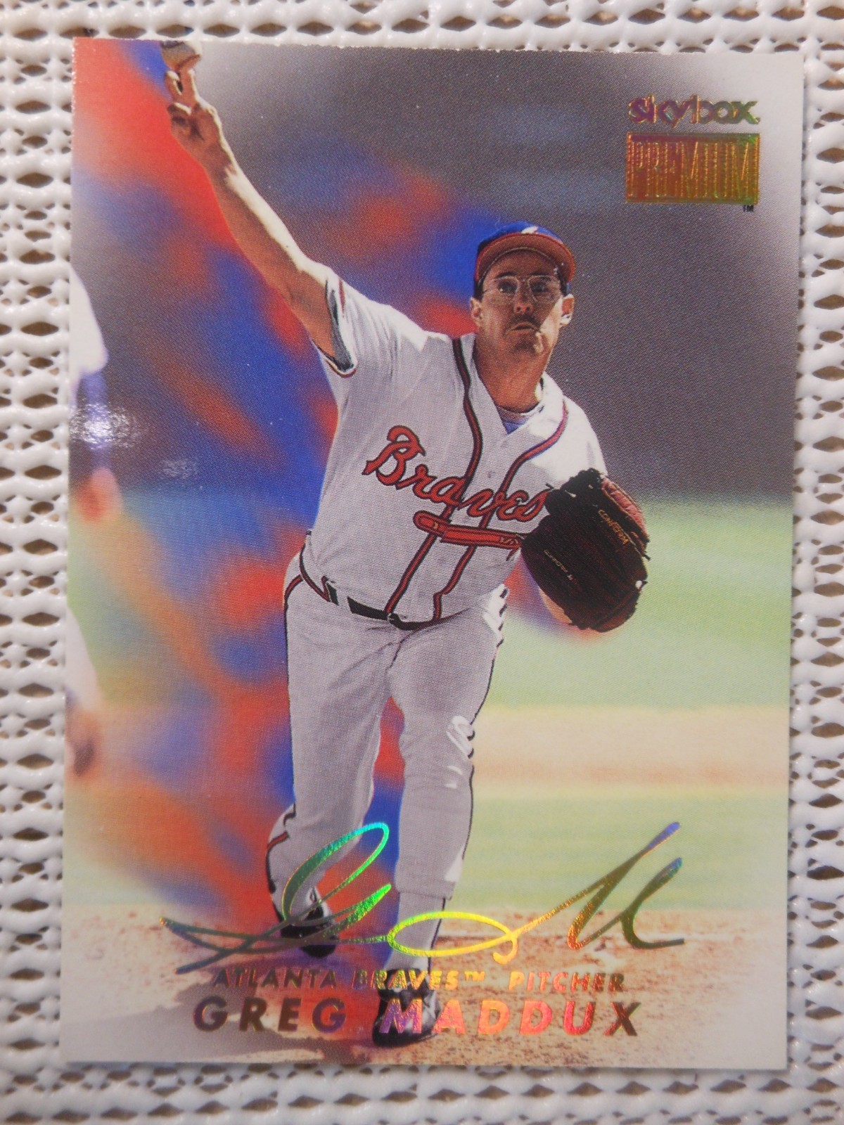 1999 Skybox Premium - Greg Maddux #140