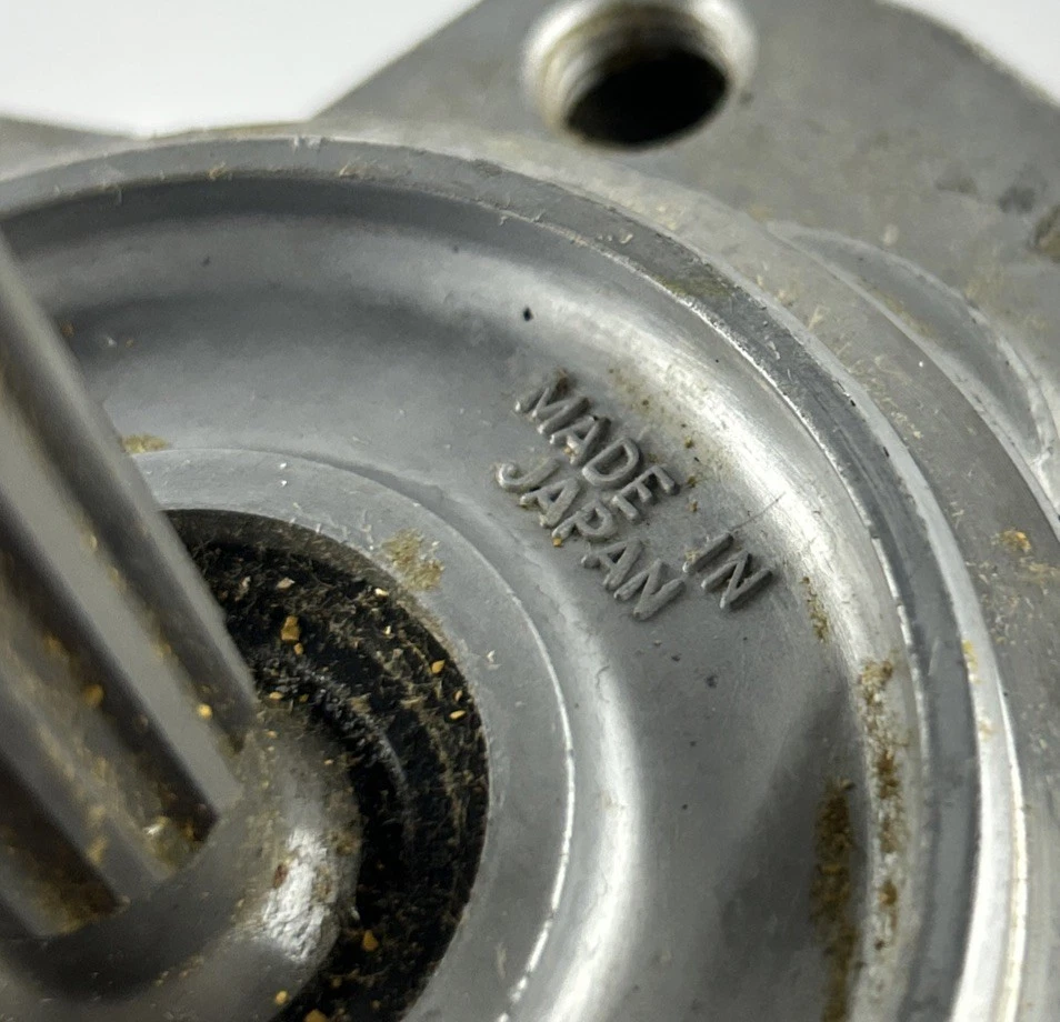 Hyster 8822400 Hydraulic Gear Pump Made in Japan photo 2