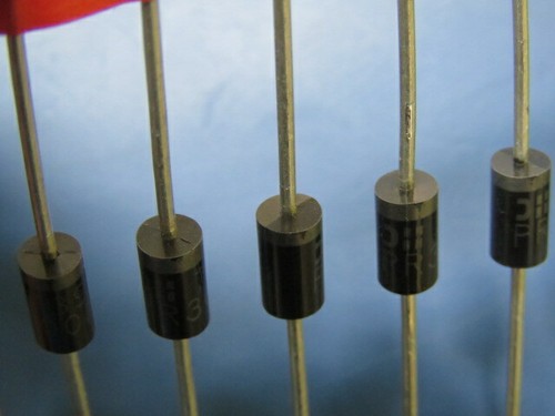 DIODES PR3001-T Qty of 100 per Lot Diode Standard 50V 3A Through Hole DO-201AD - Picture 6 of 8